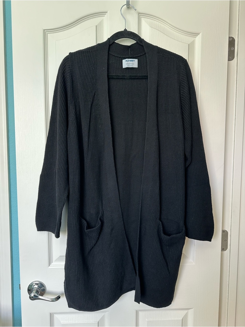 Old Navy Black Open-Front Knit Cardigan with Pockets